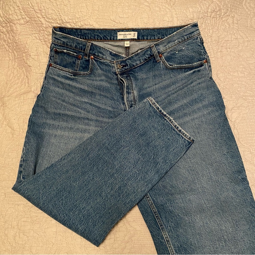 Abercrombie Curve Love Dad High Rise Crossover Jean
